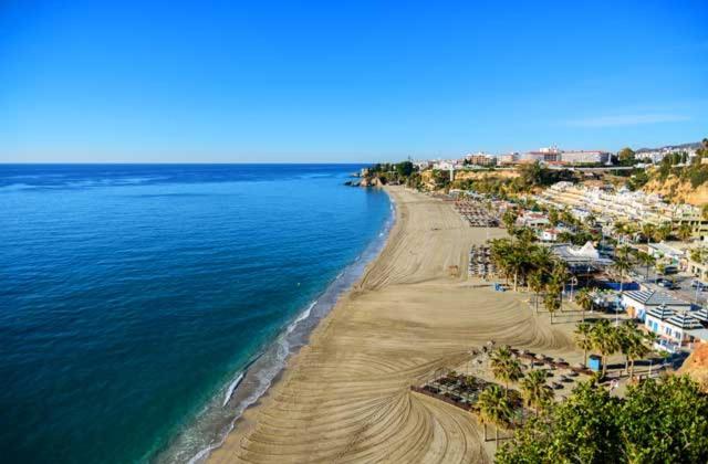 Apartamento A Estrenar En Primera Linea De Playa Torrox Extérieur photo